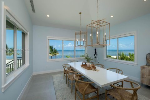 Casa en venta en Marathon, Florida, 5 dormitorios, 319.03 m2 № 1991004 - foto 12