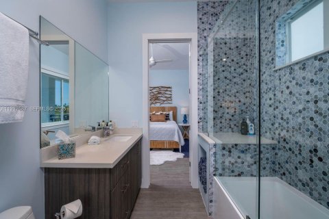 Casa en venta en Marathon, Florida, 5 dormitorios, 319.03 m2 № 1991004 - foto 27