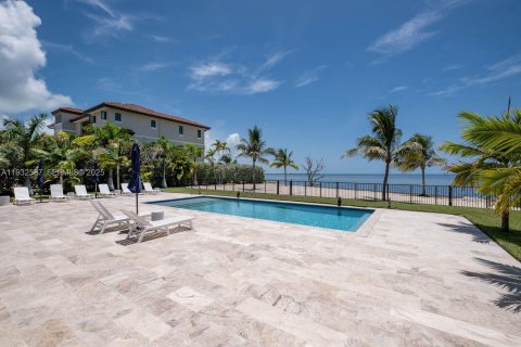 Casa en venta en Marathon, Florida, 5 dormitorios, 319.03 m2 № 1991004 - foto 5