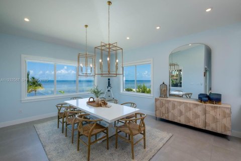 Casa en venta en Marathon, Florida, 5 dormitorios, 319.03 m2 № 1991004 - foto 13