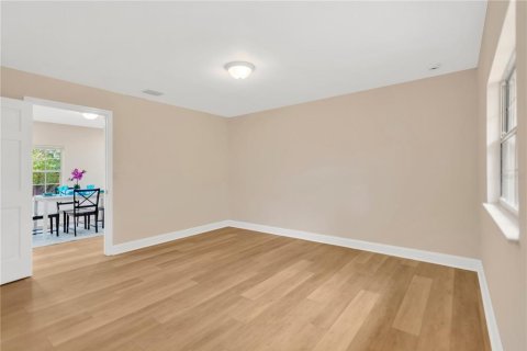 Casa en venta en Brandon, Florida, 4 dormitorios, 222.41 m2 № 1900222 - foto 21