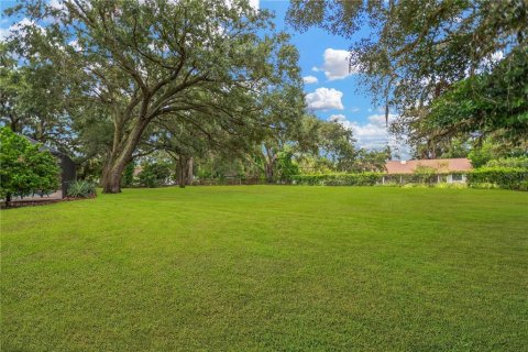 Casa en venta en Brandon, Florida, 4 dormitorios, 222.41 m2 № 1900222 - foto 24