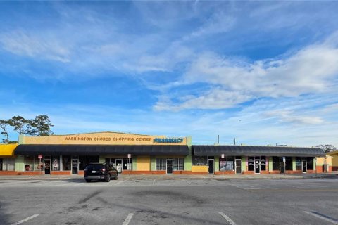 Immobilier commercial à vendre à Orlando, Floride: 1197.05 m2 № 2214935 - photo 2