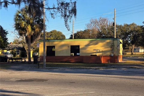 Immobilier commercial à vendre à Orlando, Floride: 1197.05 m2 № 2214935 - photo 6