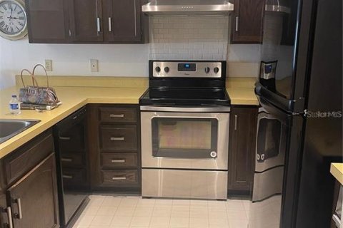 Condo in Tarpon Springs, Florida, 1 bedroom  № 2096639 - photo 4