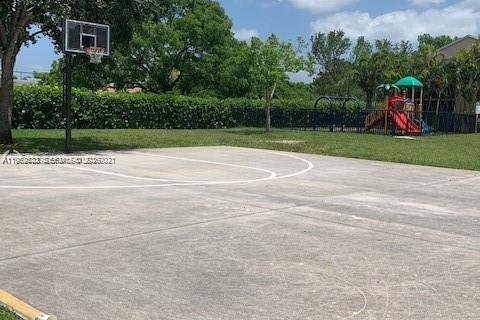 Купить кондоминиум в Хомстед, Флорида 2 спальни, 90.12м2, № 2006726 - фото 15