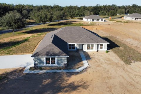 House in Dade City, Florida 4 bedrooms, 237.55 sq.m. № 2145502 - photo 7