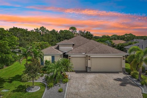 Casa en Bradenton, Florida 3 dormitorios, 204.66 m2 № 2371072