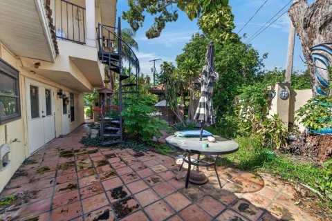 Villa ou maison à vendre à Tampa, Floride: 4 chambres, 309.74 m2 № 2388925 - photo 27