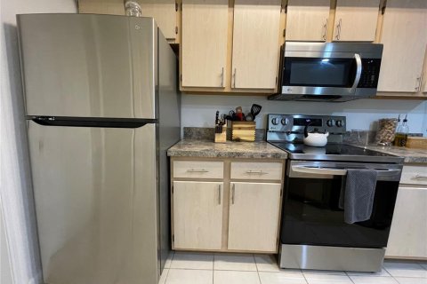 Apartamento en alquiler en Orlando, Florida, 3 dormitorios, 110.27 m2 № 1819142 - foto 10