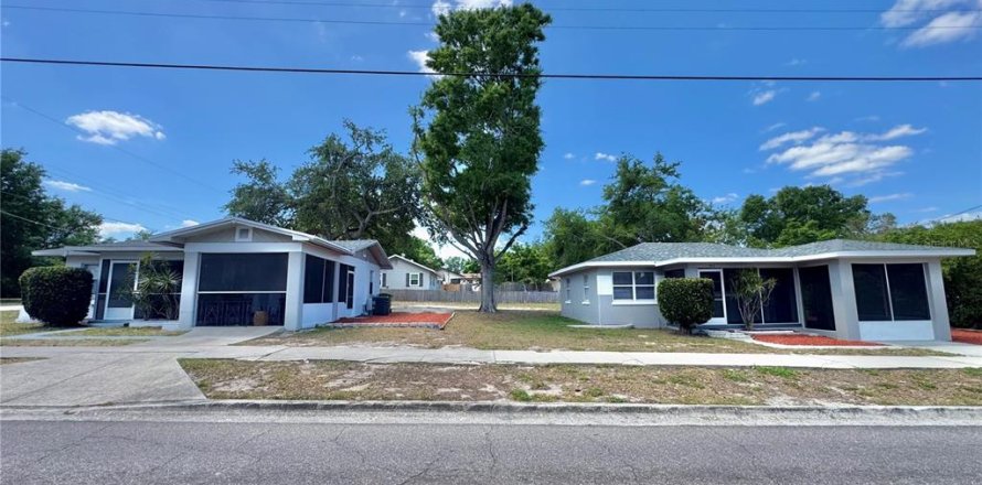 Commercial property in Winter Haven, Florida 4 bedrooms, 131.55 sq.m. № 1622252