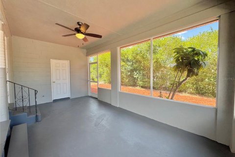 Commercial property in Winter Haven, Florida 4 bedrooms, 131.55 sq.m. № 1622252 - photo 26