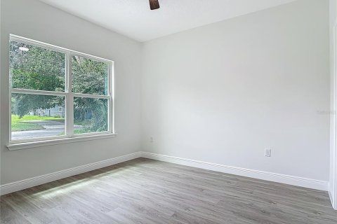House in Sanford, Florida 2 bedrooms, 99.41 sq.m. № 1833491 - photo 19