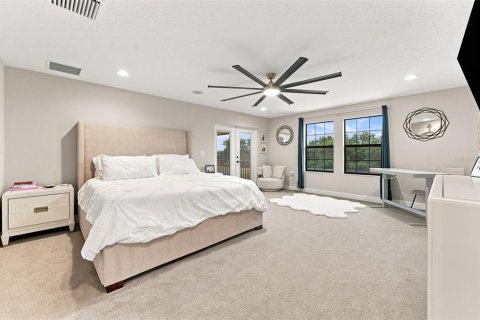House in Riverview, Florida 6 bedrooms, 458.29 sq.m. № 2294665 - photo 28