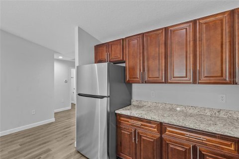 Appartement à louer à Port Charlotte, Floride: 3 chambres, 128.11 m2 № 1528926 - photo 12