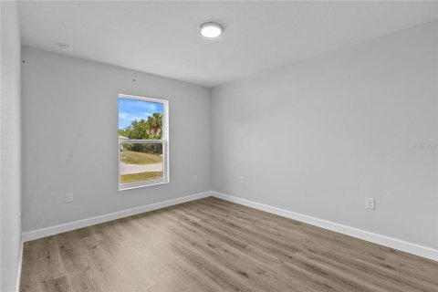 Appartement à louer à Port Charlotte, Floride: 3 chambres, 128.11 m2 № 1528926 - photo 7