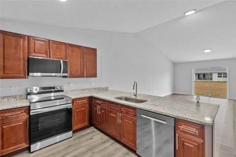 Appartement à louer à Port Charlotte, Floride: 3 chambres, 128.11 m2 № 1528926 - photo 2
