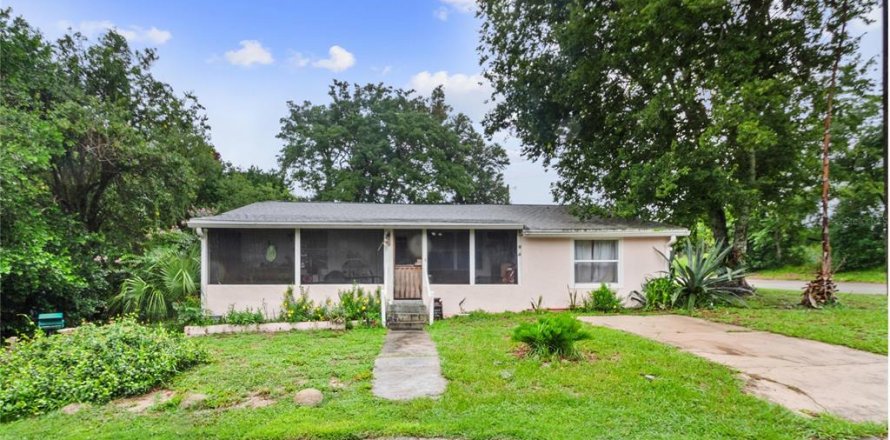 Villa ou maison à DeLand, Floride 3 chambres, 133.78 m2 № 1846738