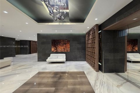 Condominio en venta en Sunny Isles Beach, Florida, 3 dormitorios, 173.26 m2 № 1977100 - foto 12
