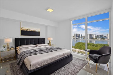 Condominio en venta en Sunny Isles Beach, Florida, 3 dormitorios, 173.26 m2 № 1977100 - foto 17