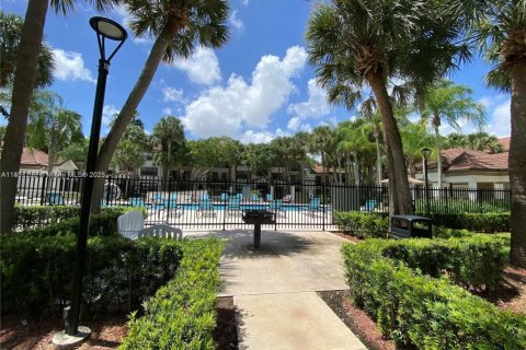 Copropriété à vendre à Hollywood, Floride: 1 chambre, 60.39 m2 № 2014284 - photo 14