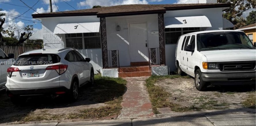 Villa ou maison à Miami, Floride 3 chambres, 209.49 m2 № 2001148