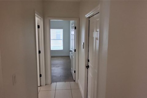 Casa en alquiler en Davenport, Florida, 4 dormitorios, 172.8 m2 № 1901333 - foto 9