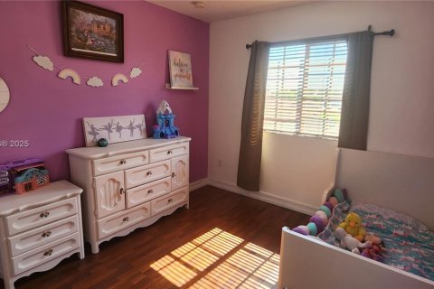Adosado en venta en Cutler Bay, Florida, 3 dormitorios, 144 m2 № 1858745 - foto 7