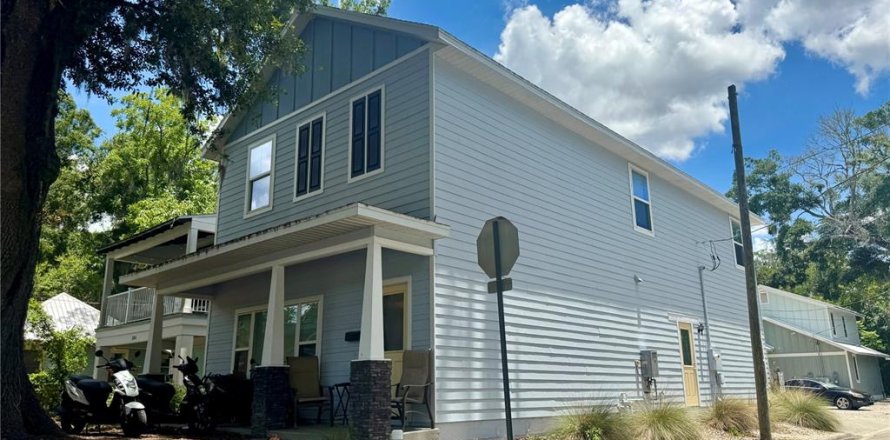 Casa en Gainesville, Florida 5 dormitorios, 208.47 m2 № 1789191