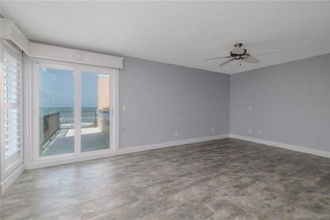 Villa ou maison à vendre à New Smyrna Beach, Floride: 3 chambres, 256.97 m2 № 2097698 - photo 24