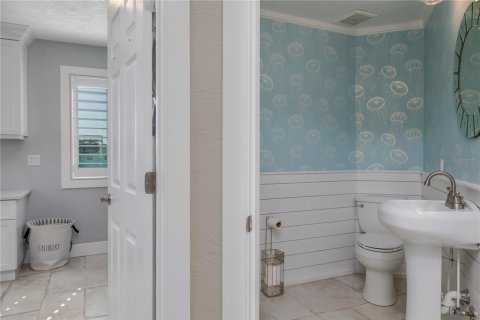 Villa ou maison à vendre à New Smyrna Beach, Floride: 3 chambres, 256.97 m2 № 2097698 - photo 18