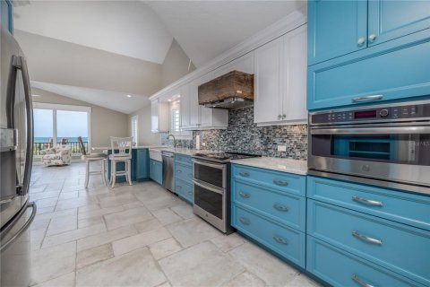 Villa ou maison à vendre à New Smyrna Beach, Floride: 3 chambres, 256.97 m2 № 2097698 - photo 9
