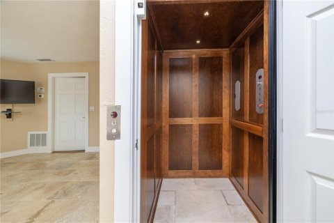 Villa ou maison à vendre à New Smyrna Beach, Floride: 3 chambres, 256.97 m2 № 2097698 - photo 22