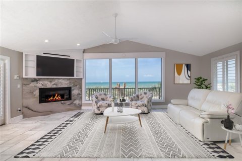 Villa ou maison à vendre à New Smyrna Beach, Floride: 3 chambres, 256.97 m2 № 2097698 - photo 7