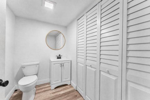 Adosado en venta en West Palm Beach, Florida, 2 dormitorios, 113.15 m2 № 2361645 - foto 8