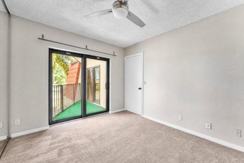 Adosado en venta en West Palm Beach, Florida, 2 dormitorios, 113.15 m2 № 2361645 - foto 10
