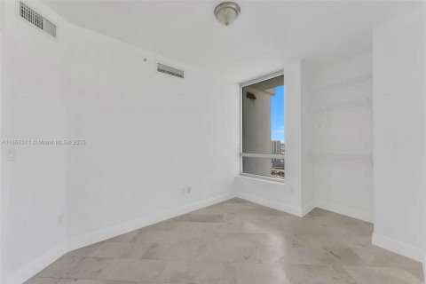 Купить кондоминиум в Майами, Флорида 2 спальни, 85.47м2, № 1921612 - фото 4