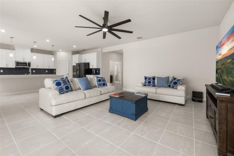 Casa en alquiler en Clermont, Florida, 4 dormitorios, 232.72 m2 № 2206640 - foto 3