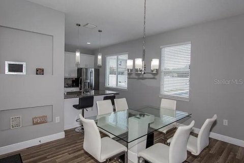 Casa en alquiler en Orlando, Florida, 3 dormitorios, 202.62 m2 № 2355924 - foto 7