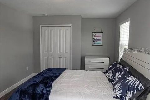 Casa en alquiler en Orlando, Florida, 3 dormitorios, 202.62 m2 № 2355924 - foto 14