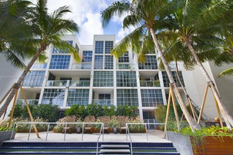 Condo in Miami, Florida, 1 bedroom  № 1944414 - photo 20