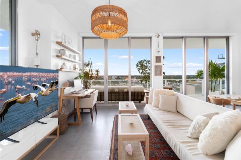 Condo in Miami, Florida, 1 bedroom  № 1944414 - photo 3