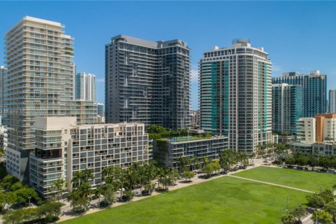Condo in Miami, Florida, 1 bedroom  № 1944414 - photo 29
