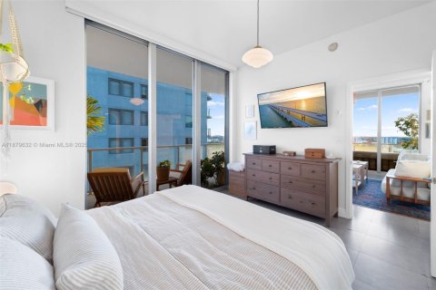 Condo in Miami, Florida, 1 bedroom  № 1944414 - photo 7