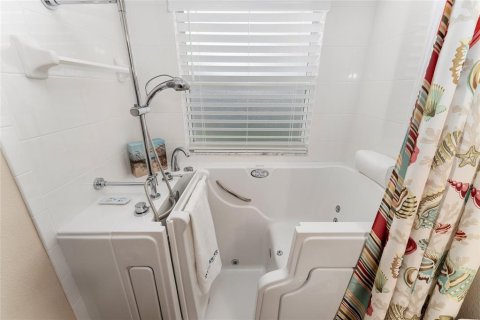 Купить виллу или дом в Таварес, Флорида 9 комнат, 134.71м2, № 1835756 - фото 27