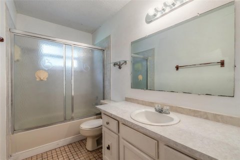 Купить виллу или дом в Эджуотер, Флорида 3 комнаты, 112.32м2, № 2347085 - фото 16