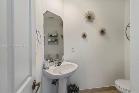 Villa ou maison à louer à Pembroke Pines, Floride: 3 chambres, 175.49 m2 № 2051551 - photo 7