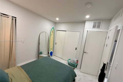 Apartment in Miami Beach, Florida 1 bedroom № 1994298 - photo 12