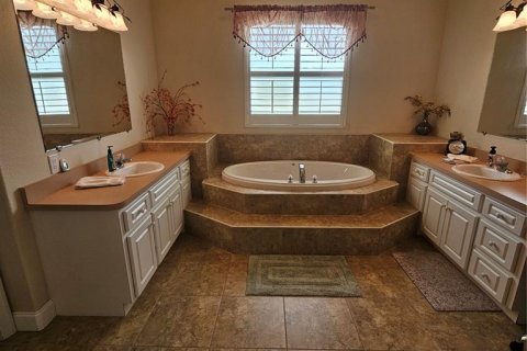 Casa en venta en North Port, Florida, 3 dormitorios, 196.95 m2 № 2124047 - foto 24