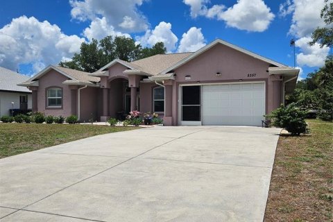 Casa en venta en North Port, Florida, 3 dormitorios, 196.95 m2 № 2124047 - foto 3